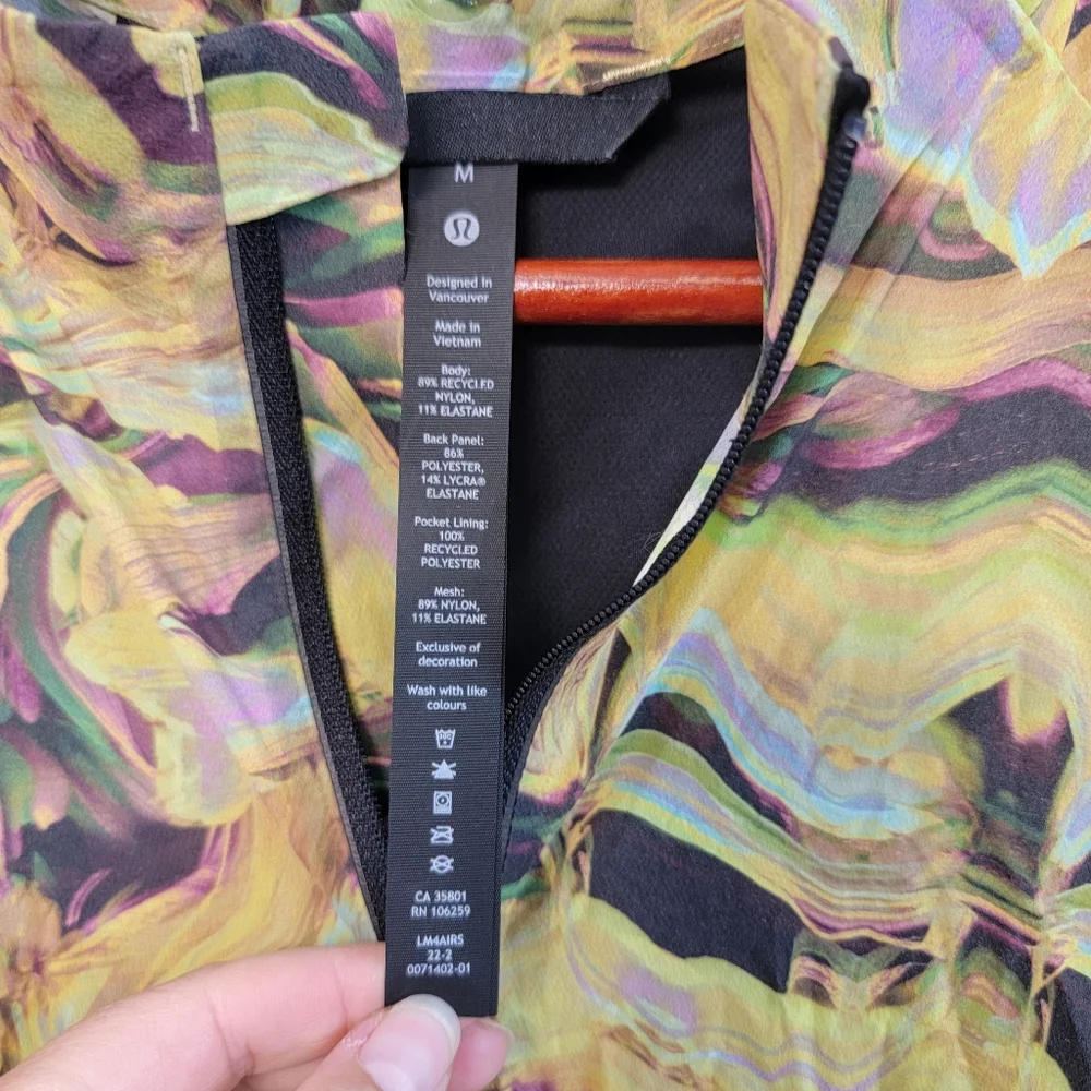 Lululemon Athletica‎ Fast And Free Womens Lightweight Jacket Size MD Workout